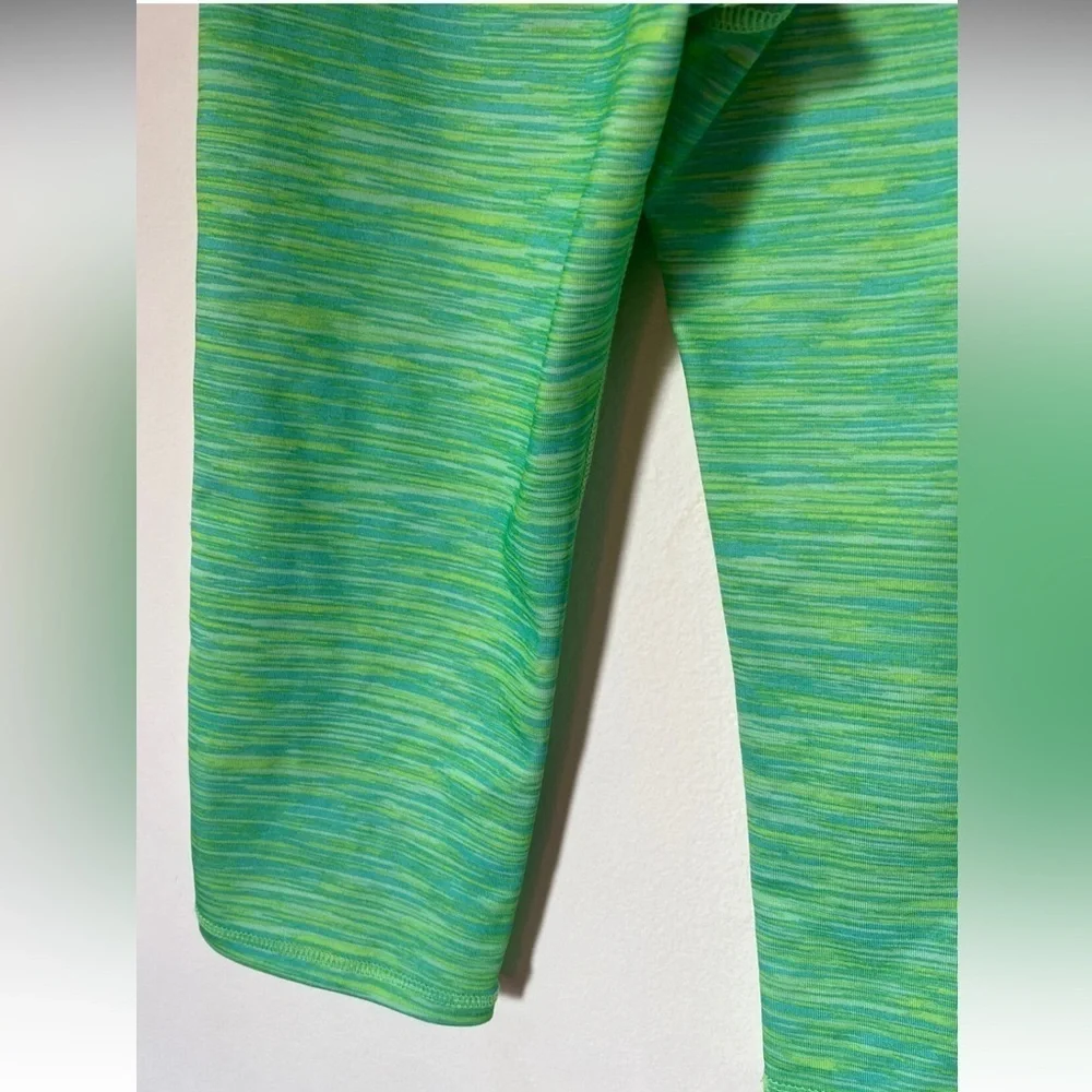 Old Navy• Active Go-Dry Girls Leggings, Size 6-7, EUC